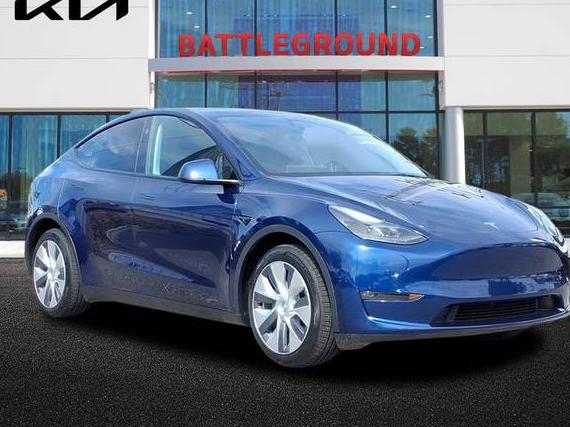 TESLA MODEL Y 2023 7SAYGDEE1PA200410 image TESLA MODEL Y 2023 7SAYGDEE1PA200410 image